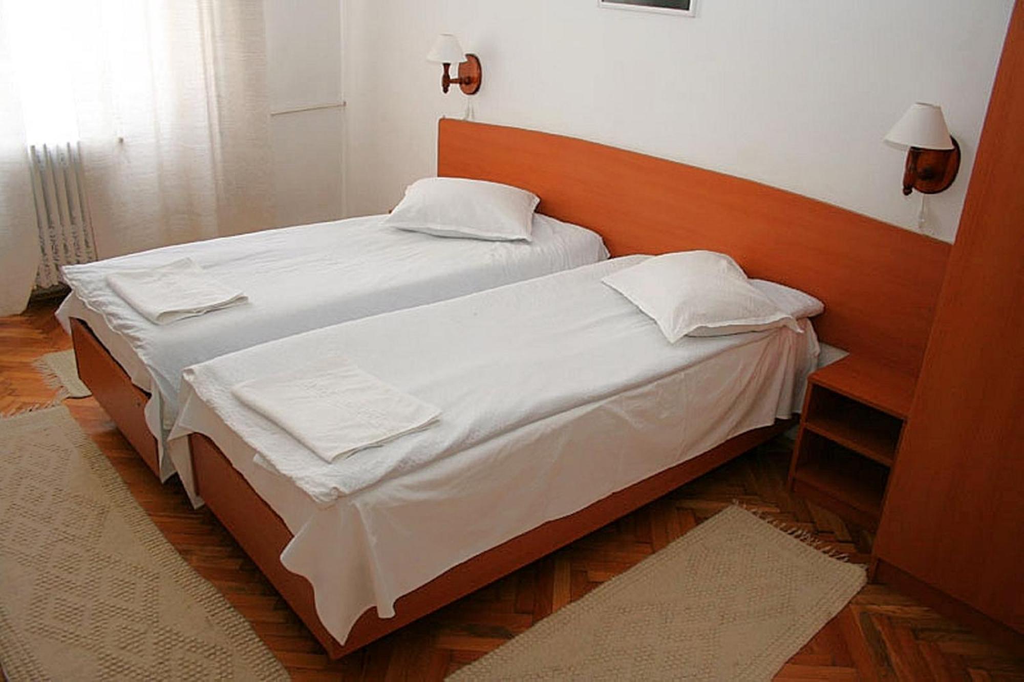 Hotel Merkur Miercurea Ciuc Δωμάτιο φωτογραφία