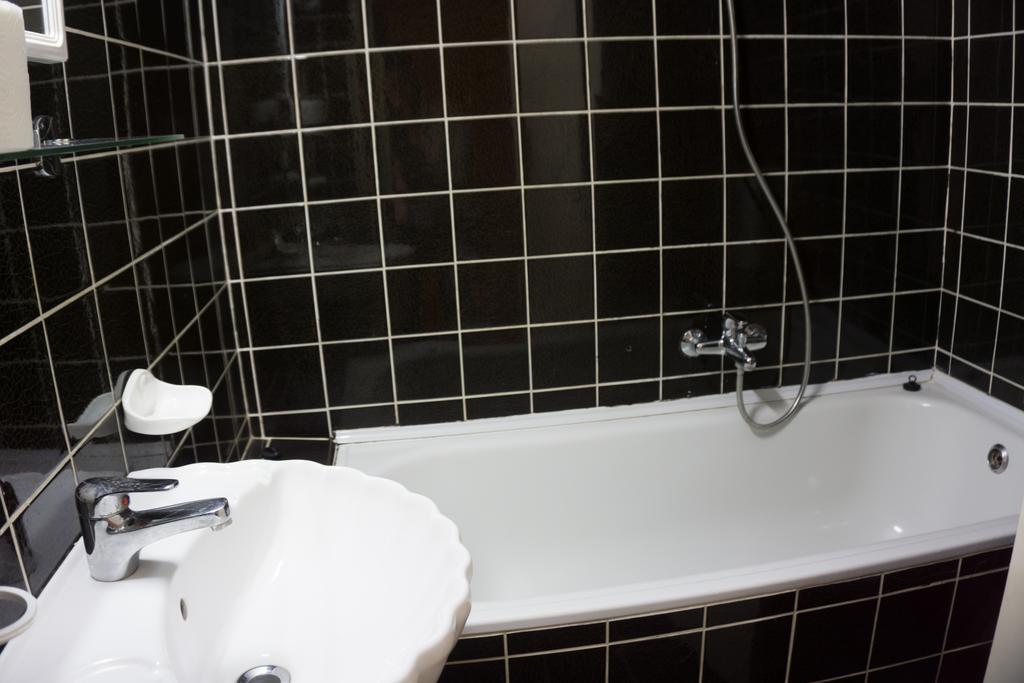 Hotel Merkur Miercurea Ciuc Εξωτερικό φωτογραφία